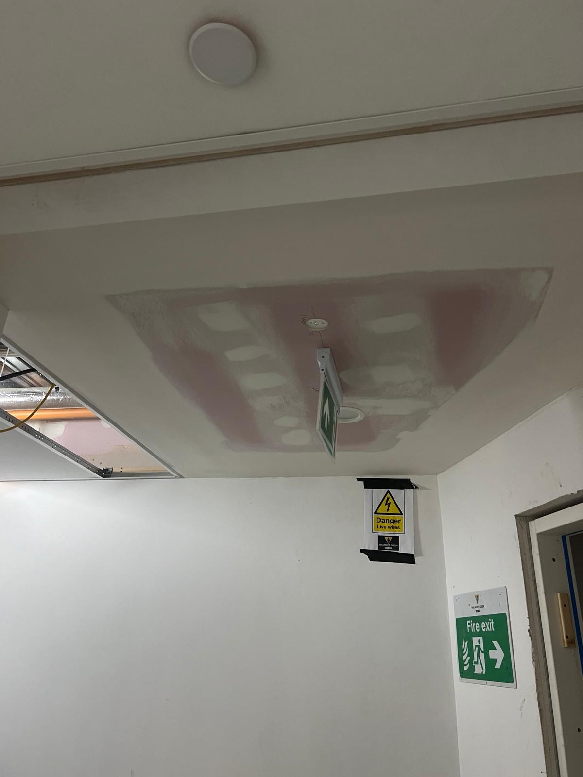 Dust-controlled sanding for a smooth finish